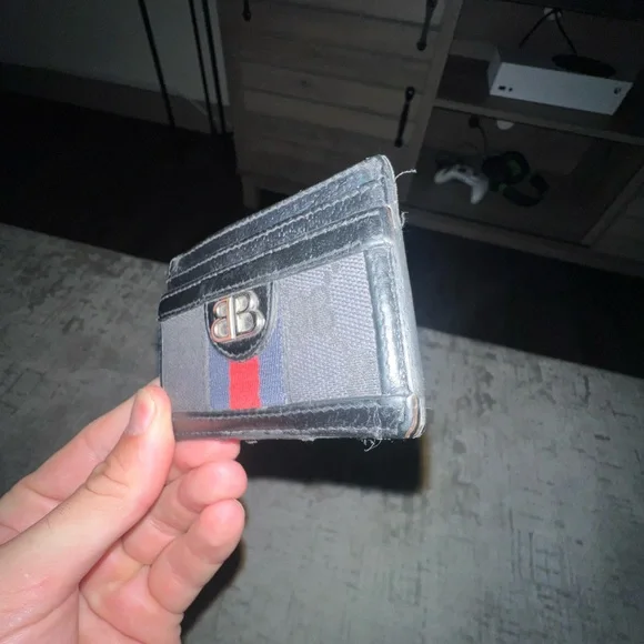 GuccixBalenciaga hacker project card holder - Picture 4 of 7